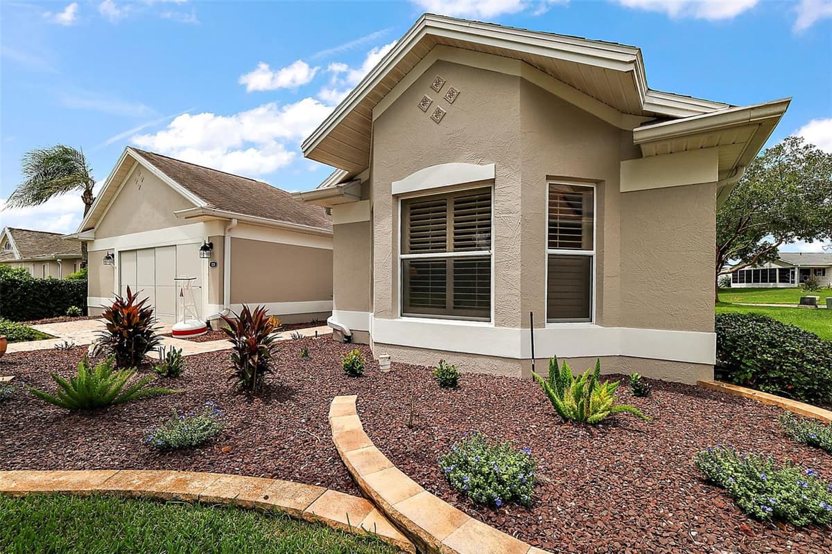 1218 CAMERO DRIVE — photo 3 of 36