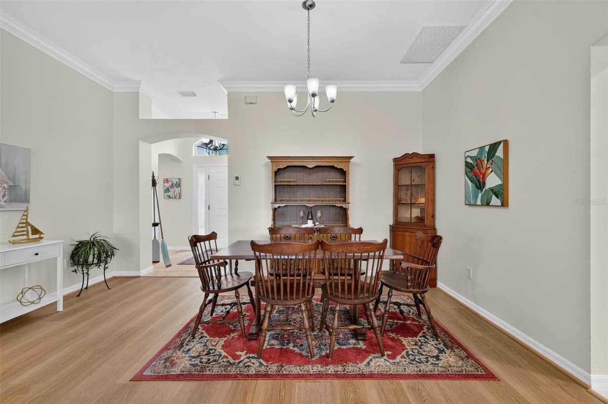 1218 CAMERO DRIVE — photo 10 of 36