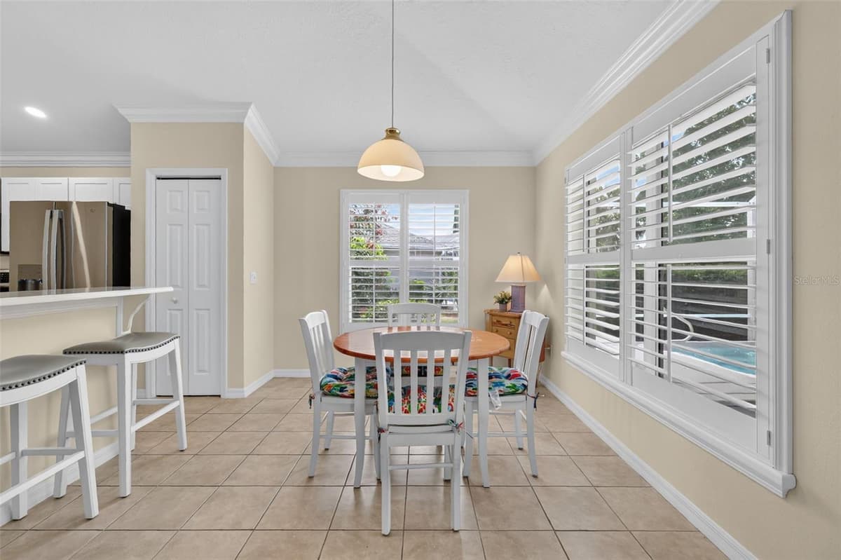 1218 CAMERO DRIVE — photo 15 of 36