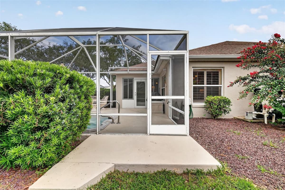 1218 CAMERO DRIVE — photo 32 of 36