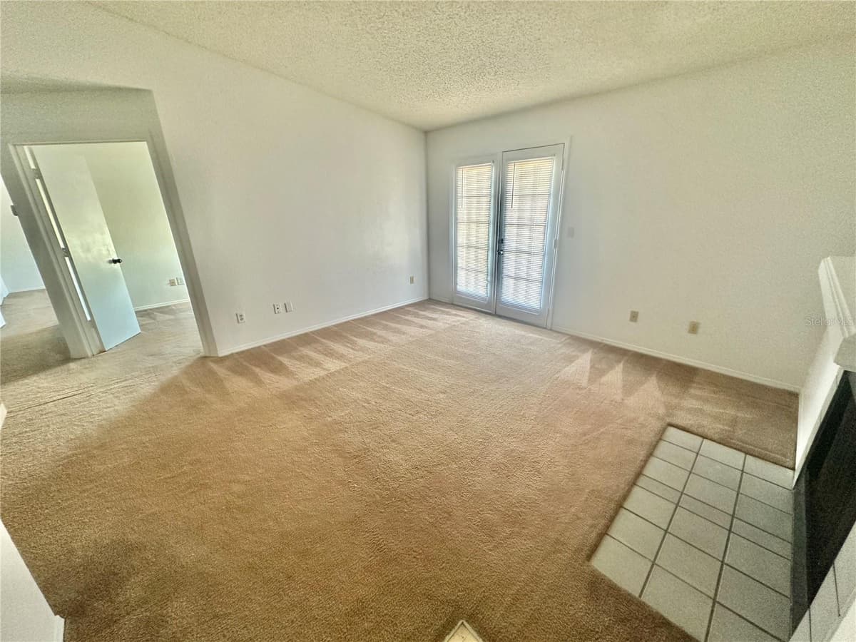 2550 ALAFAYA TRAIL — photo 3 of 17