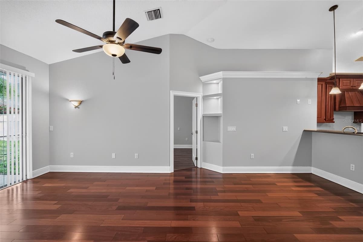 13548 MERE VIEW DRIVE — photo 13 of 37