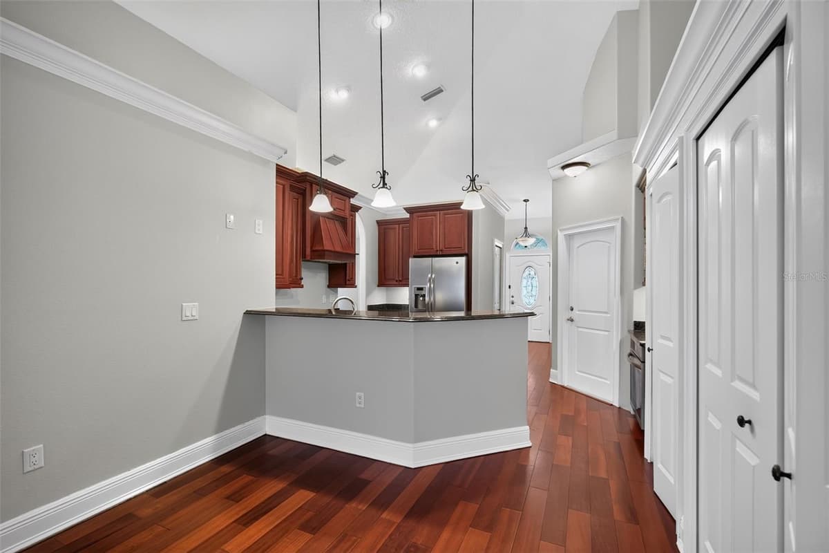 13548 MERE VIEW DRIVE — photo 9 of 37