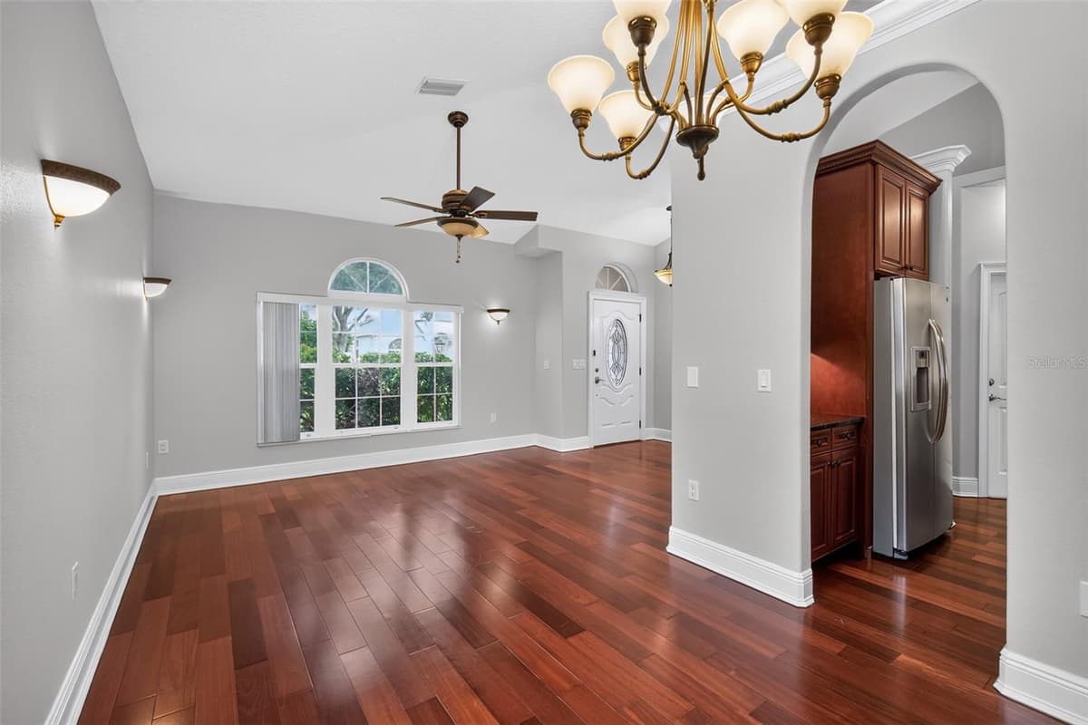 13548 MERE VIEW DRIVE — photo 10 of 37