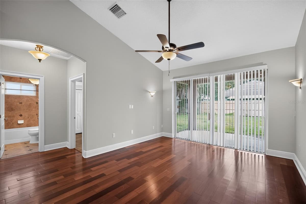 13548 MERE VIEW DRIVE — photo 16 of 37