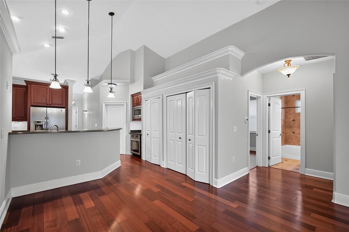 13548 MERE VIEW DRIVE — photo 8 of 37