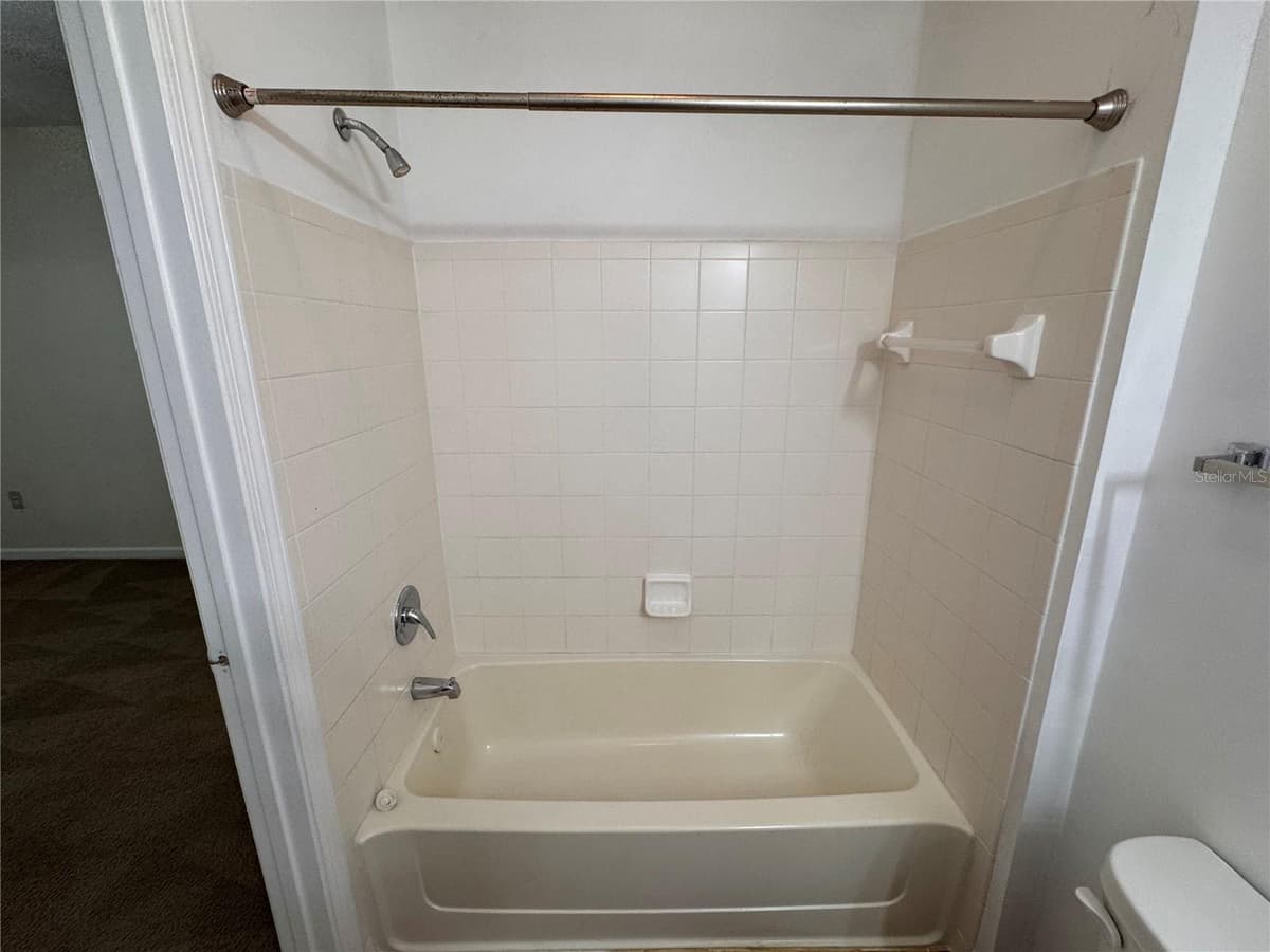 10519 VILLA VIEW CIRCLE — photo 15 of 21