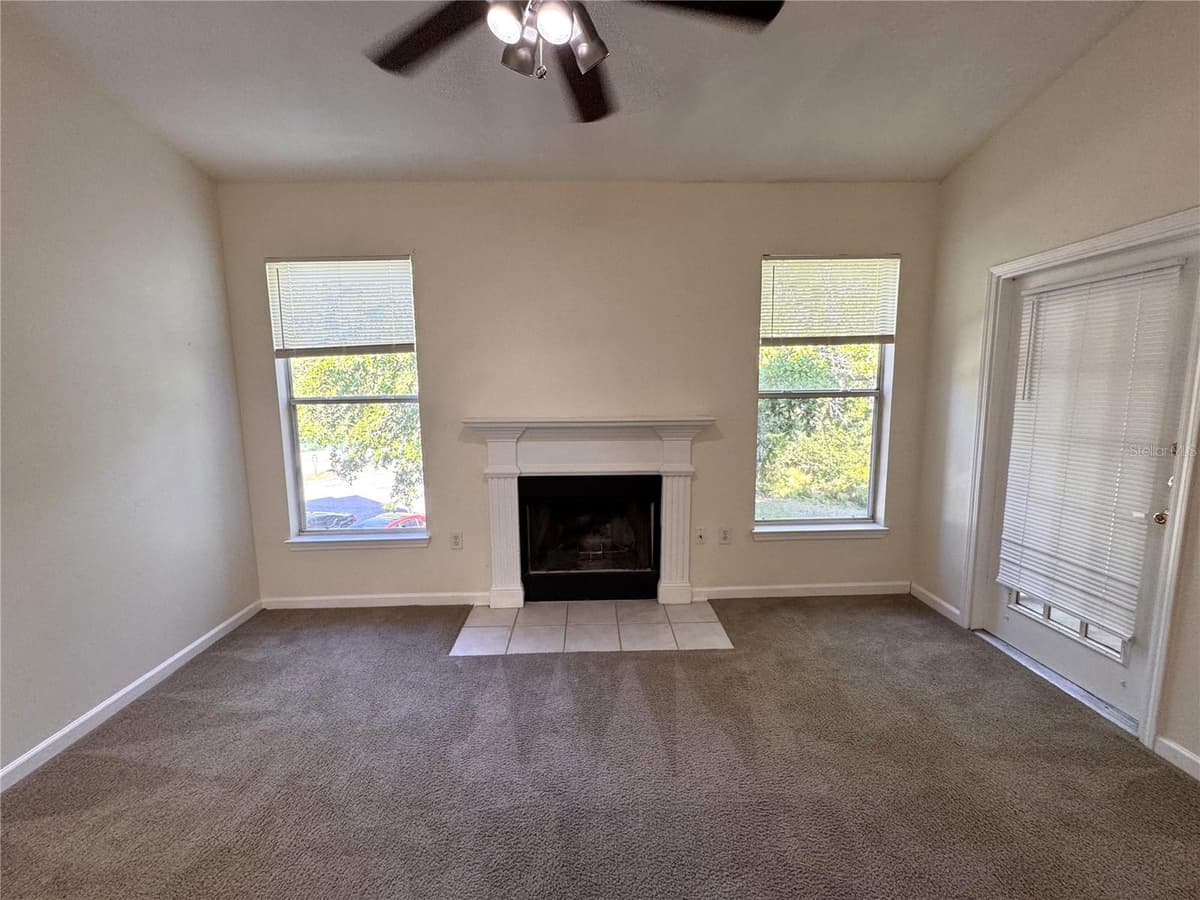 10519 VILLA VIEW CIRCLE — photo 2 of 21