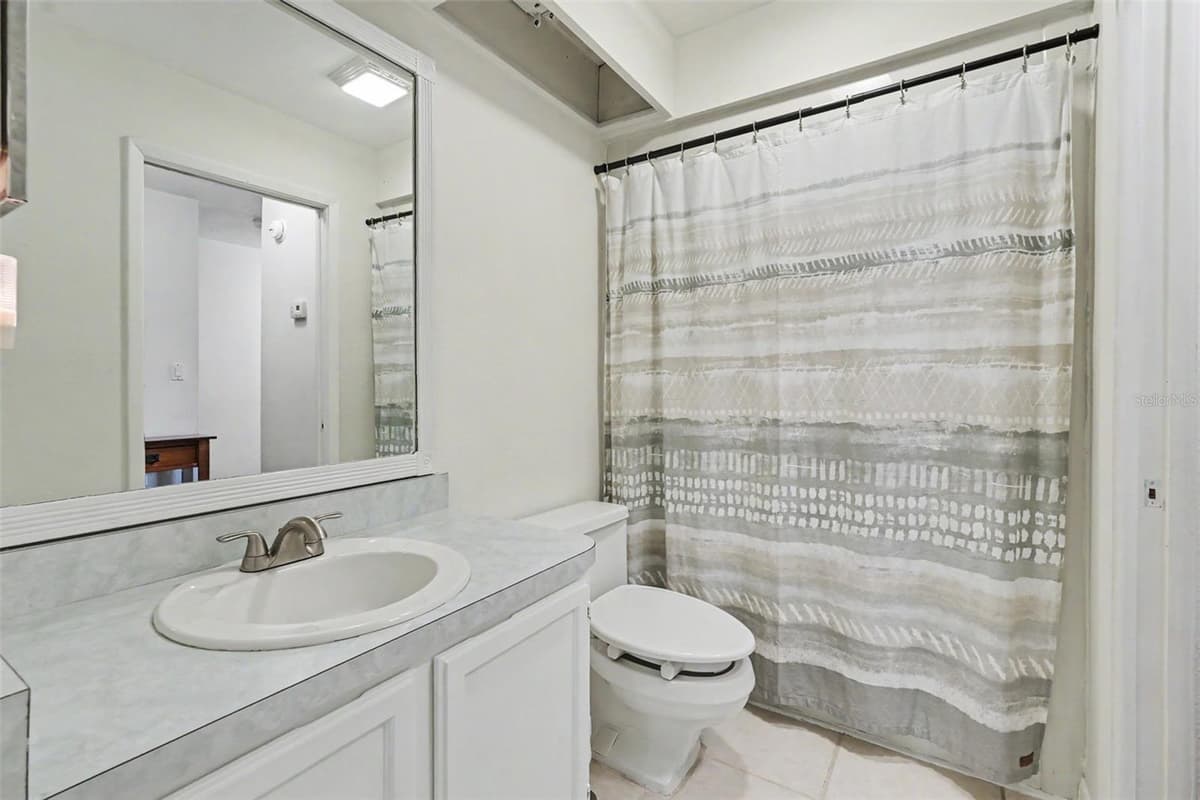 7360 ULMERTON ROAD — photo 18 of 35