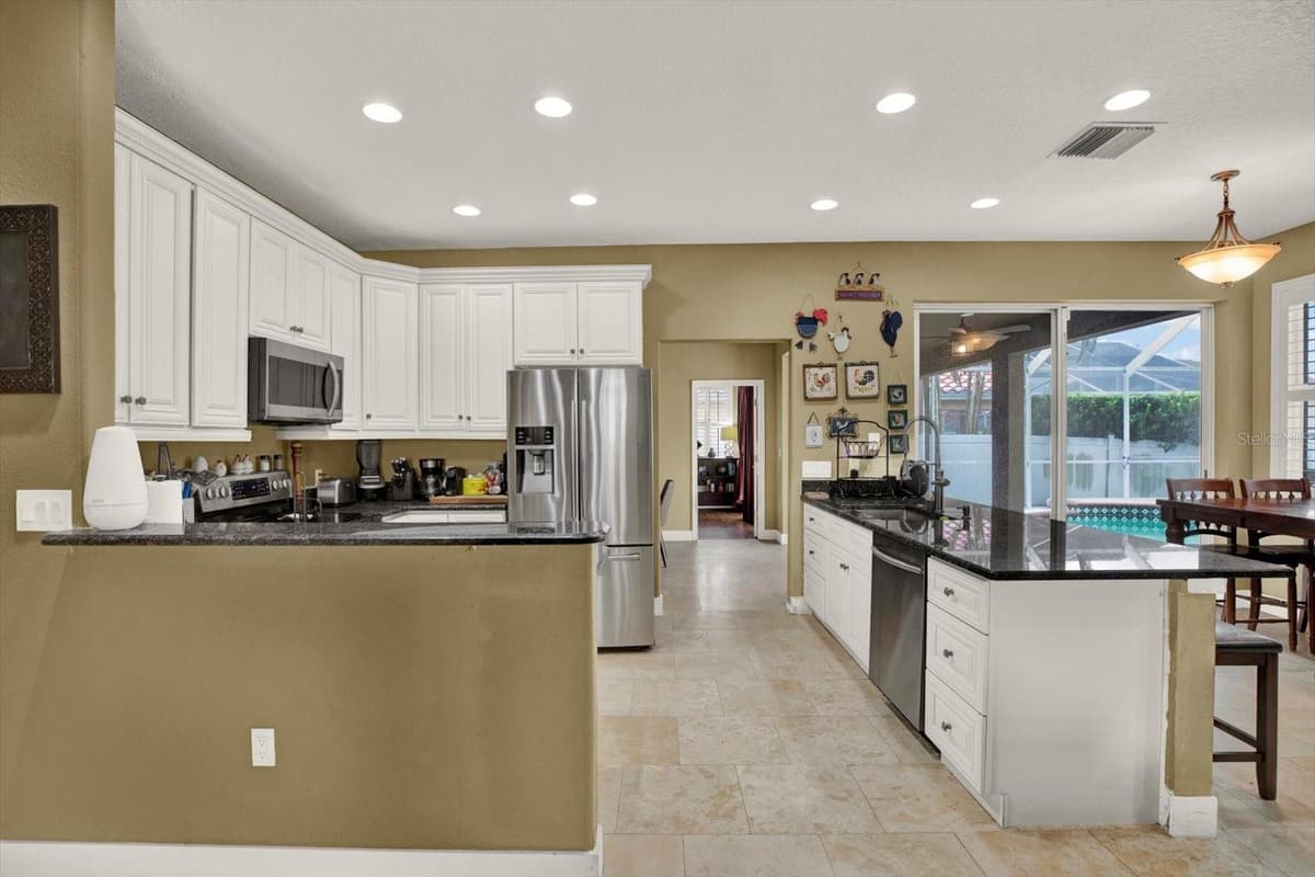 804 SANDY TRAIL PLACE — photo 10 of 33