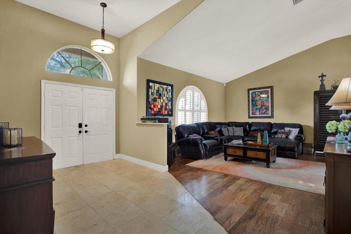 804 SANDY TRAIL PLACE — photo 3 of 33