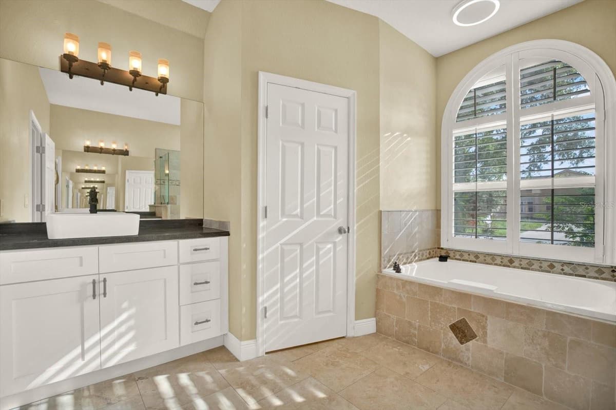 804 SANDY TRAIL PLACE — photo 16 of 33