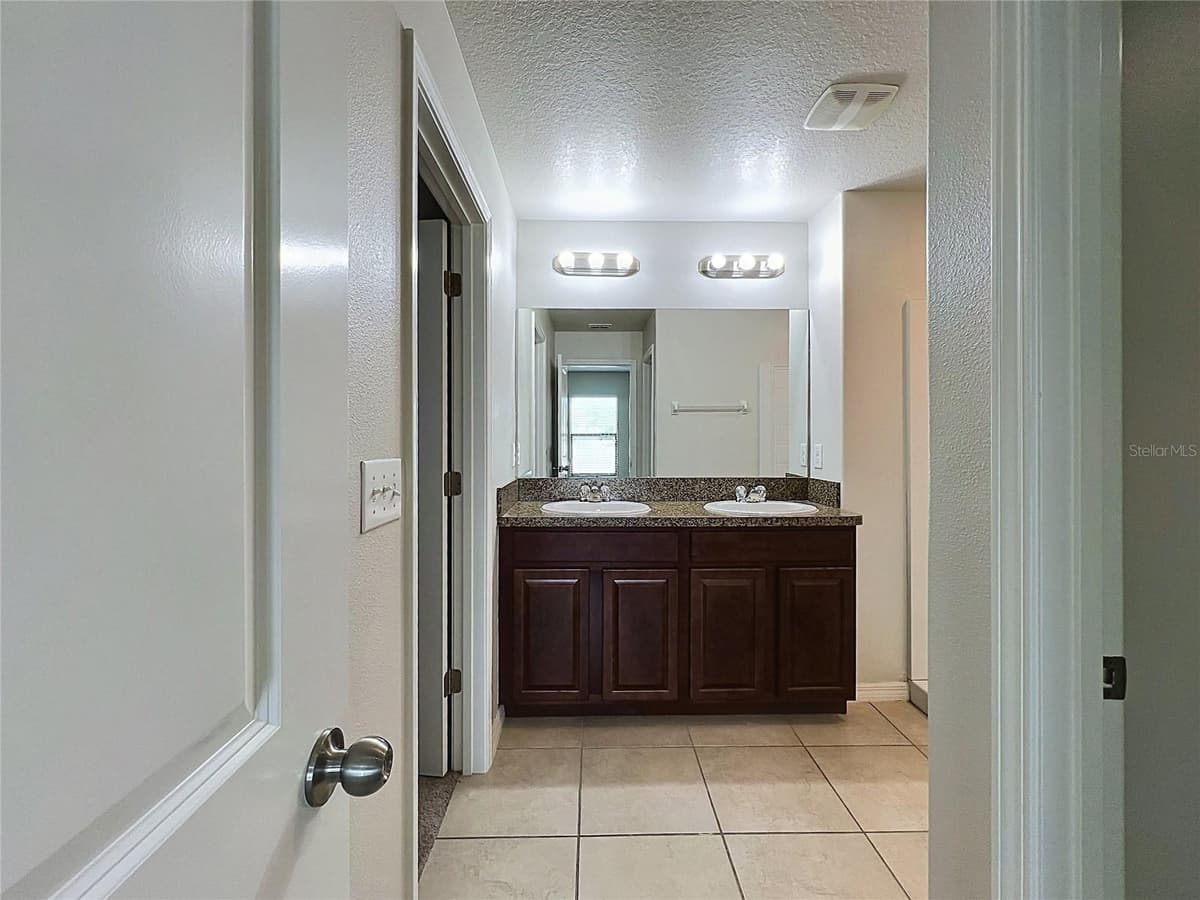 36095 CARRIAGE PINE COURT — photo 17 of 28
