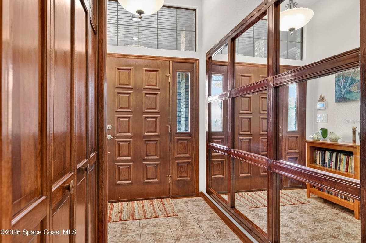 415 CHEYENNE TRAIL — photo 9 of 63
