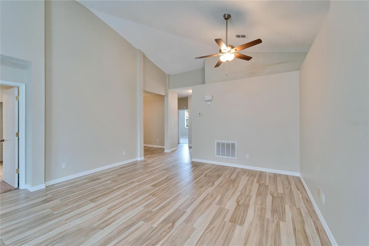 2222 MAYFIELD PALMS LANE — photo 27 of 44