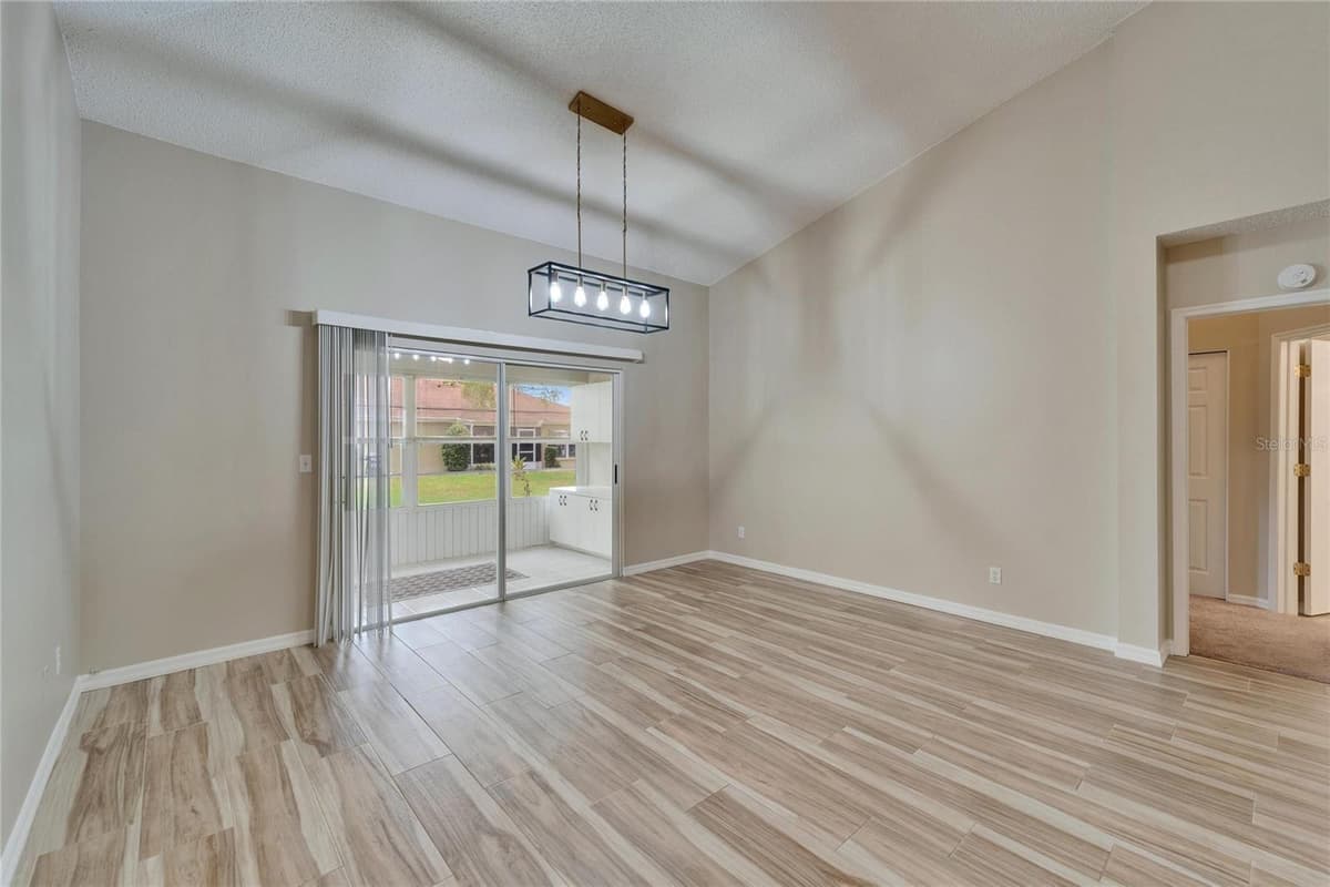 2222 MAYFIELD PALMS LANE — photo 34 of 44