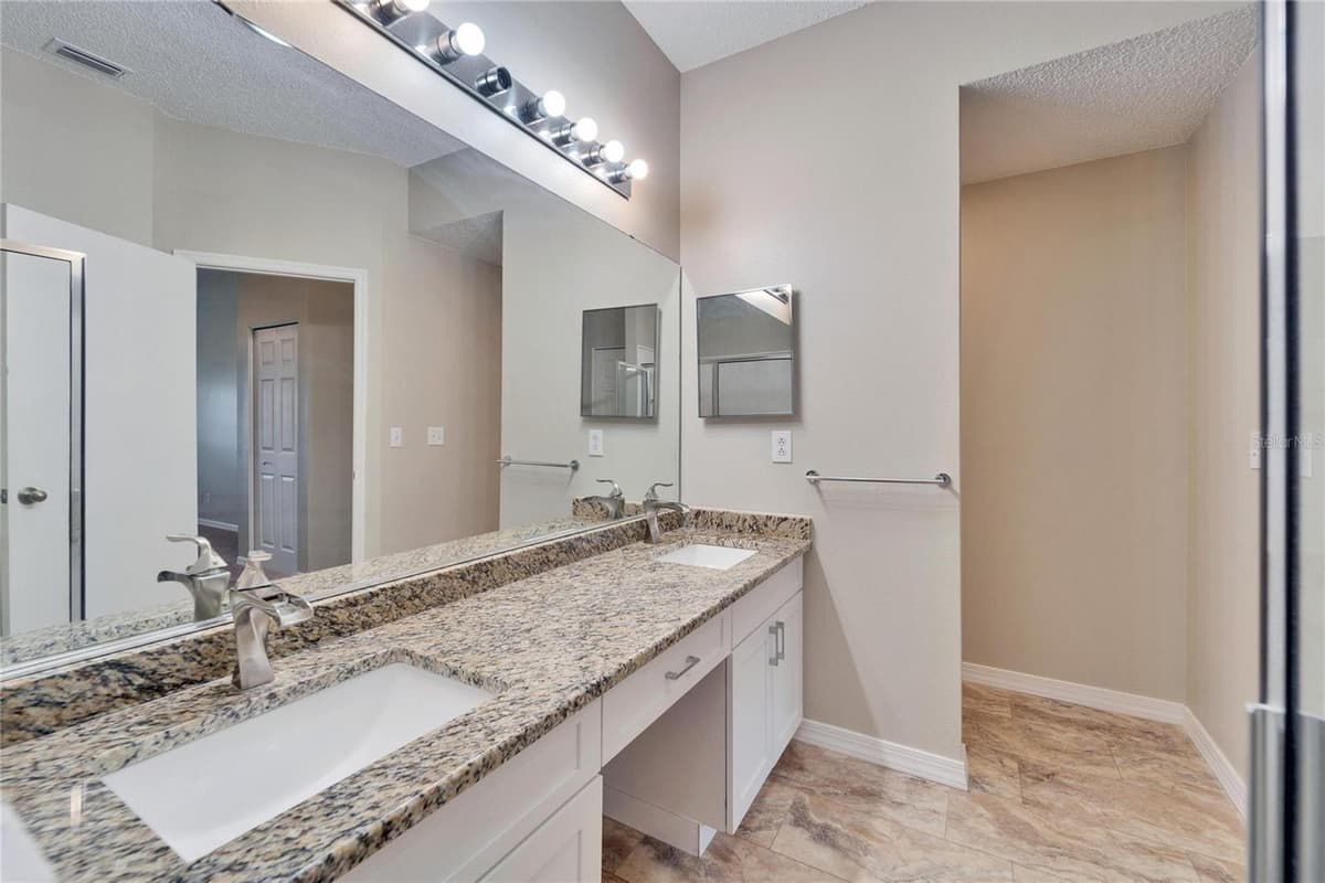 2222 MAYFIELD PALMS LANE — photo 24 of 44
