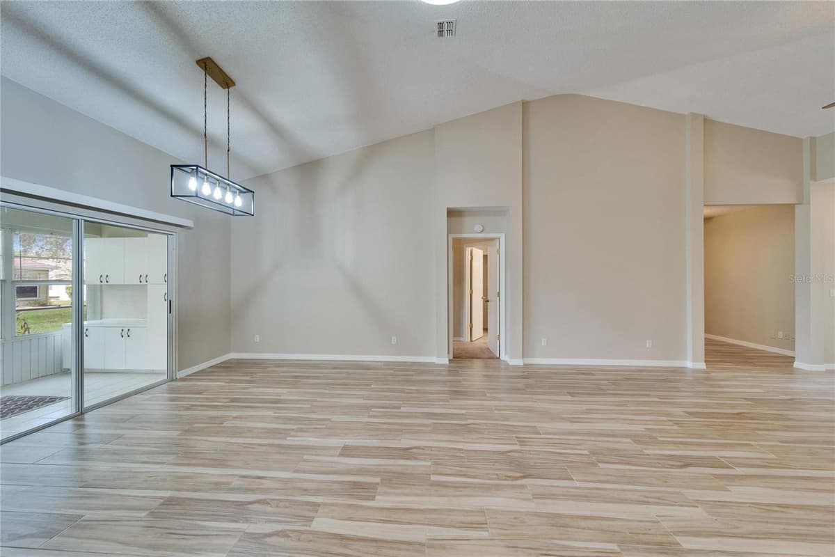 2222 MAYFIELD PALMS LANE — photo 16 of 44