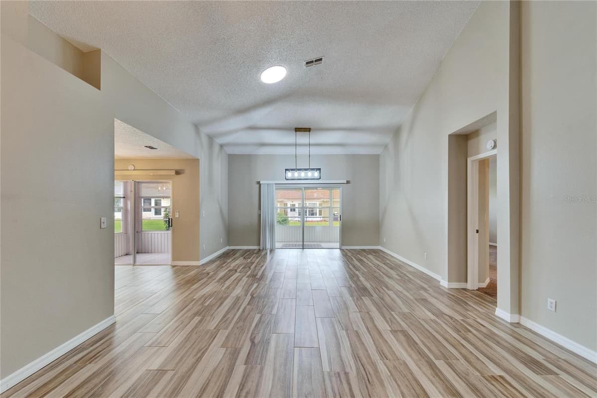 2222 MAYFIELD PALMS LANE — photo 7 of 44