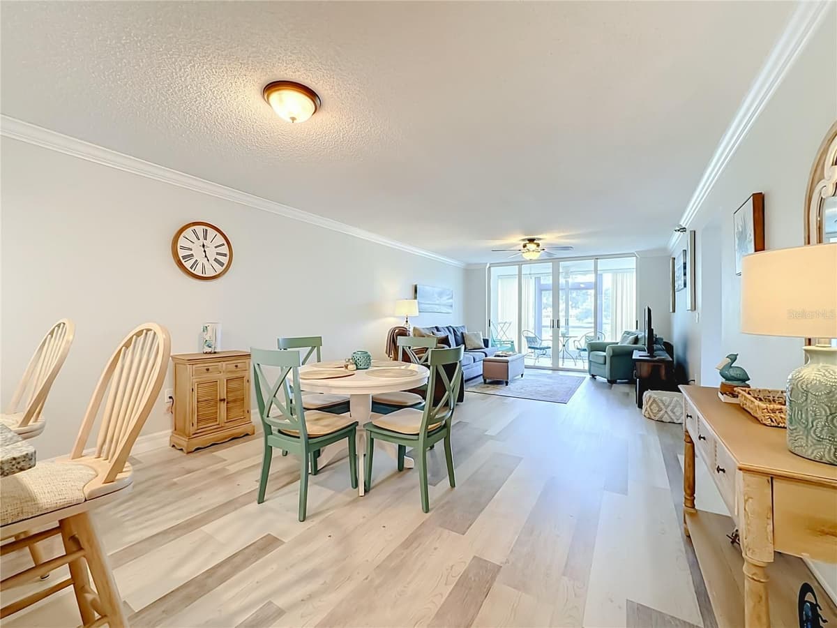 3750 PINEBROOK CIRCLE — photo 10 of 28