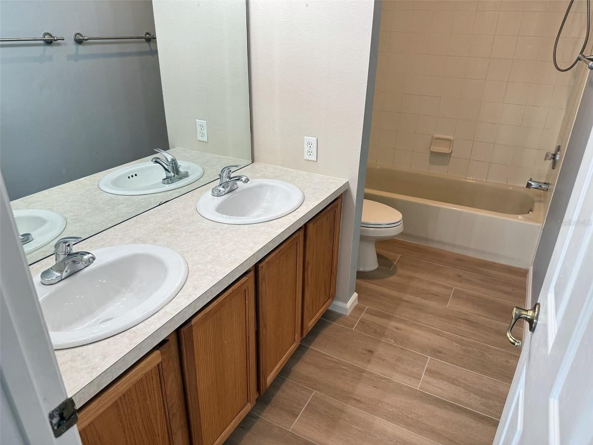 2361 MID PINE COURT — photo 49 of 52
