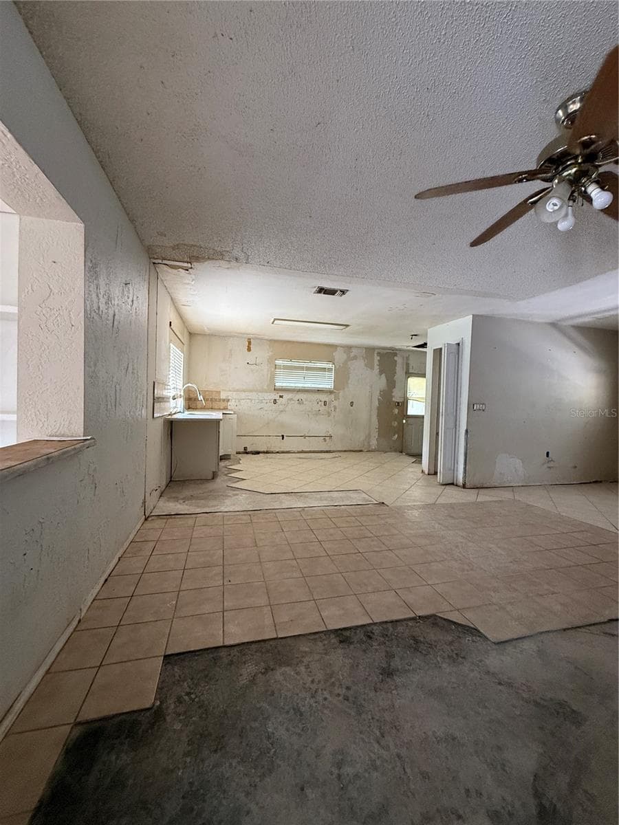 772 BALSA DRIVE — photo 5 of 18