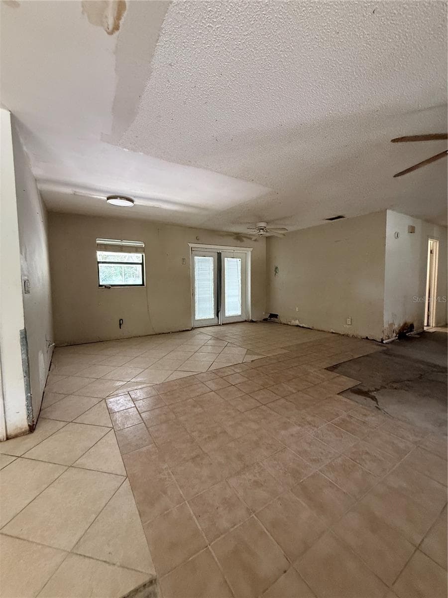 772 BALSA DRIVE — photo 8 of 18