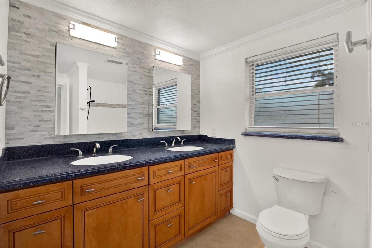5995 BLOSSOM LAKE DRIVE — photo 13 of 20