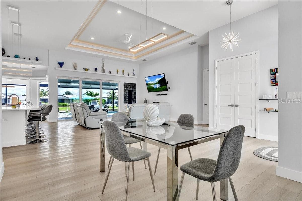 630 CORONADO DRIVE — photo 9 of 58