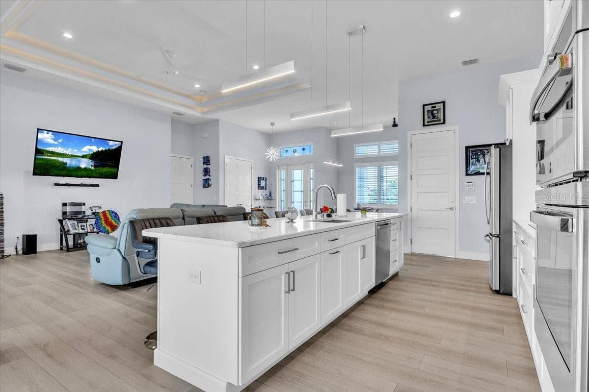 630 CORONADO DRIVE — photo 14 of 58