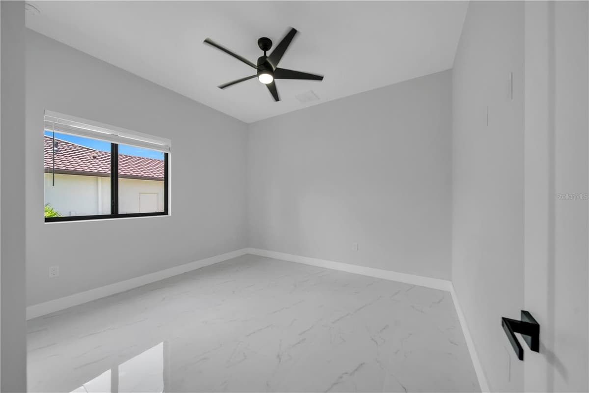 4129 FLAMINGO BOULEVARD — photo 20 of 49