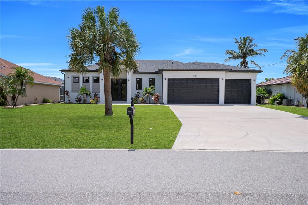 4129 FLAMINGO BOULEVARD — photo 2 of 49