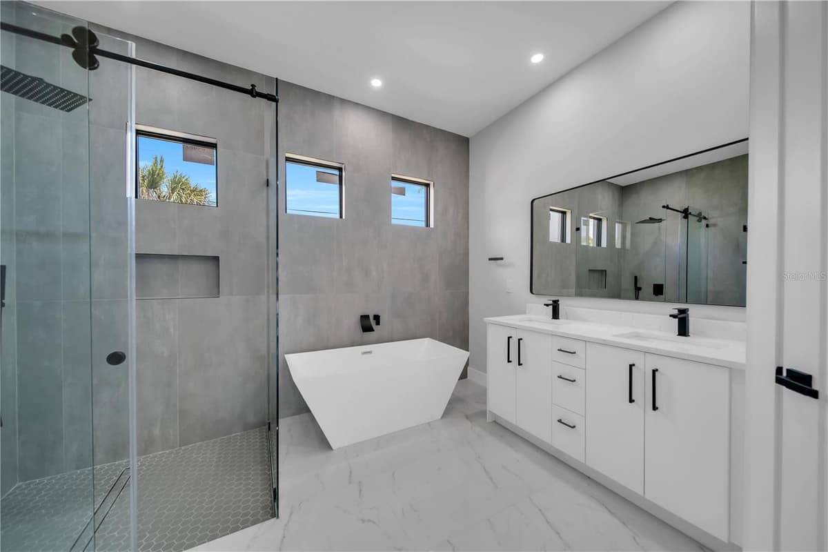 4129 FLAMINGO BOULEVARD — photo 27 of 49