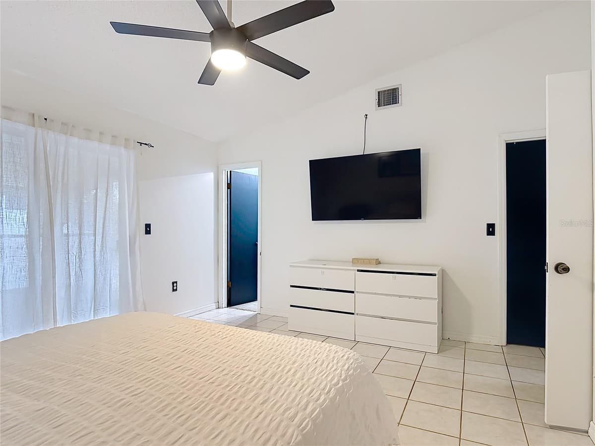 634 GRAPE AVENUE — photo 44 of 55
