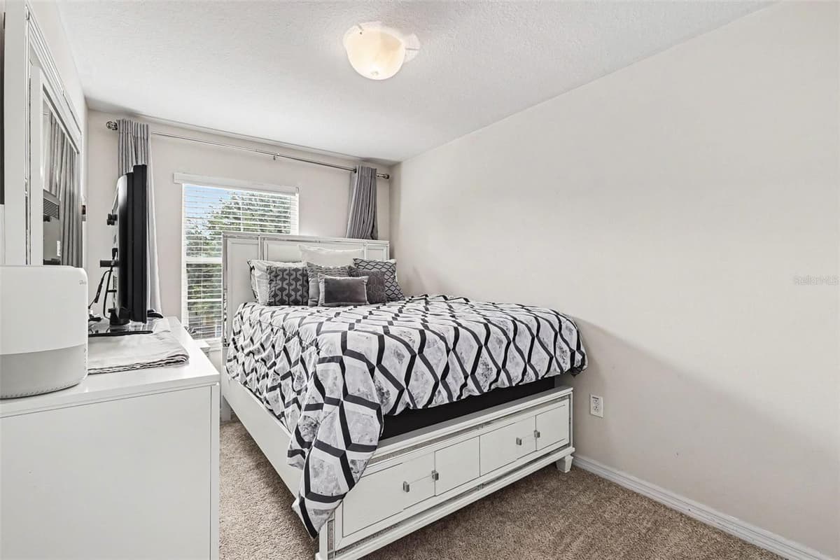 2711 ISABELLA VALLEY COURT — photo 17 of 26