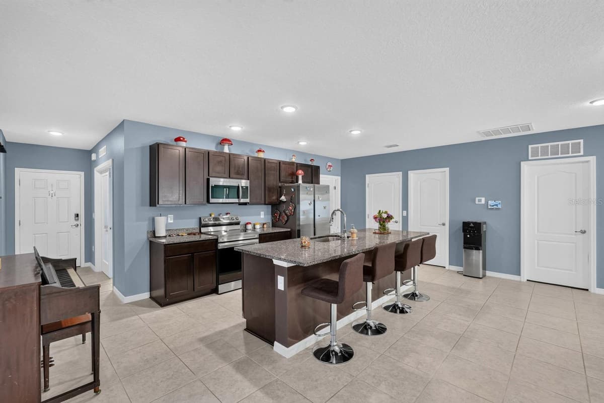 48 PORCUPINE DRIVE — photo 17 of 40