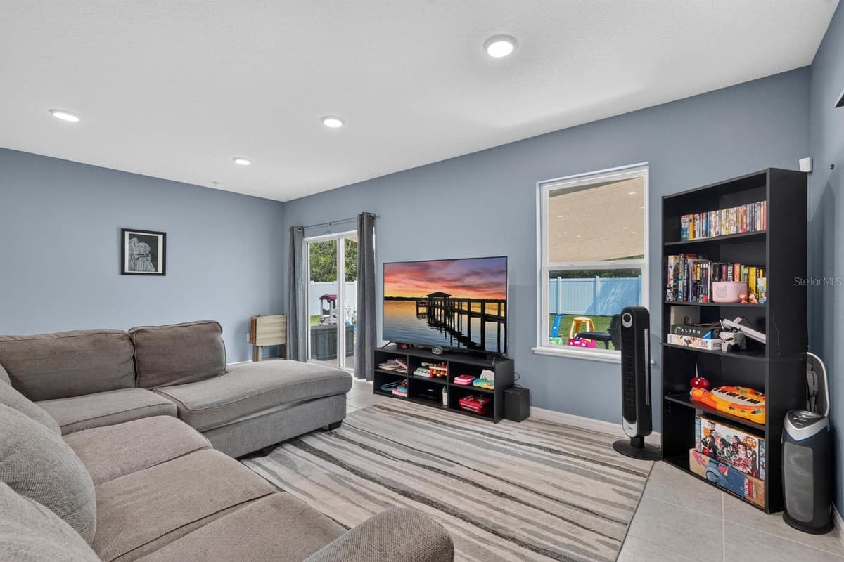 48 PORCUPINE DRIVE — photo 14 of 40