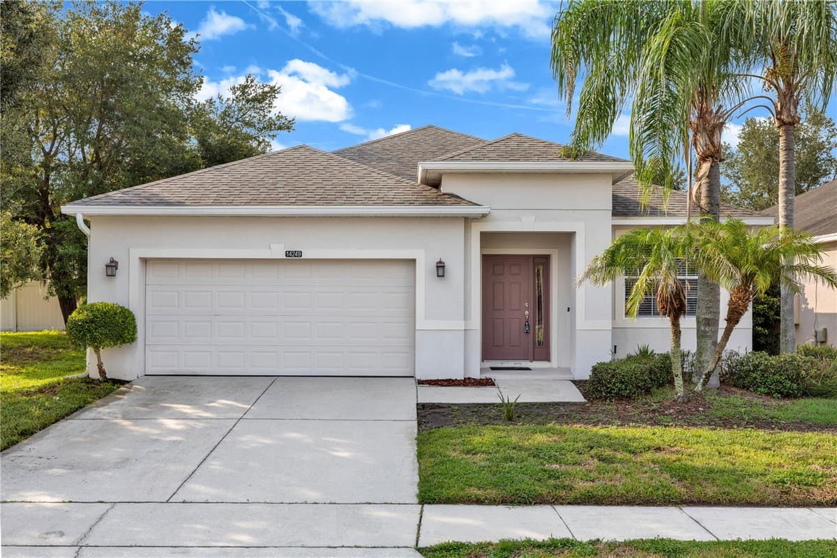 14249 QUEENSIDE STREET — photo 1 of 24