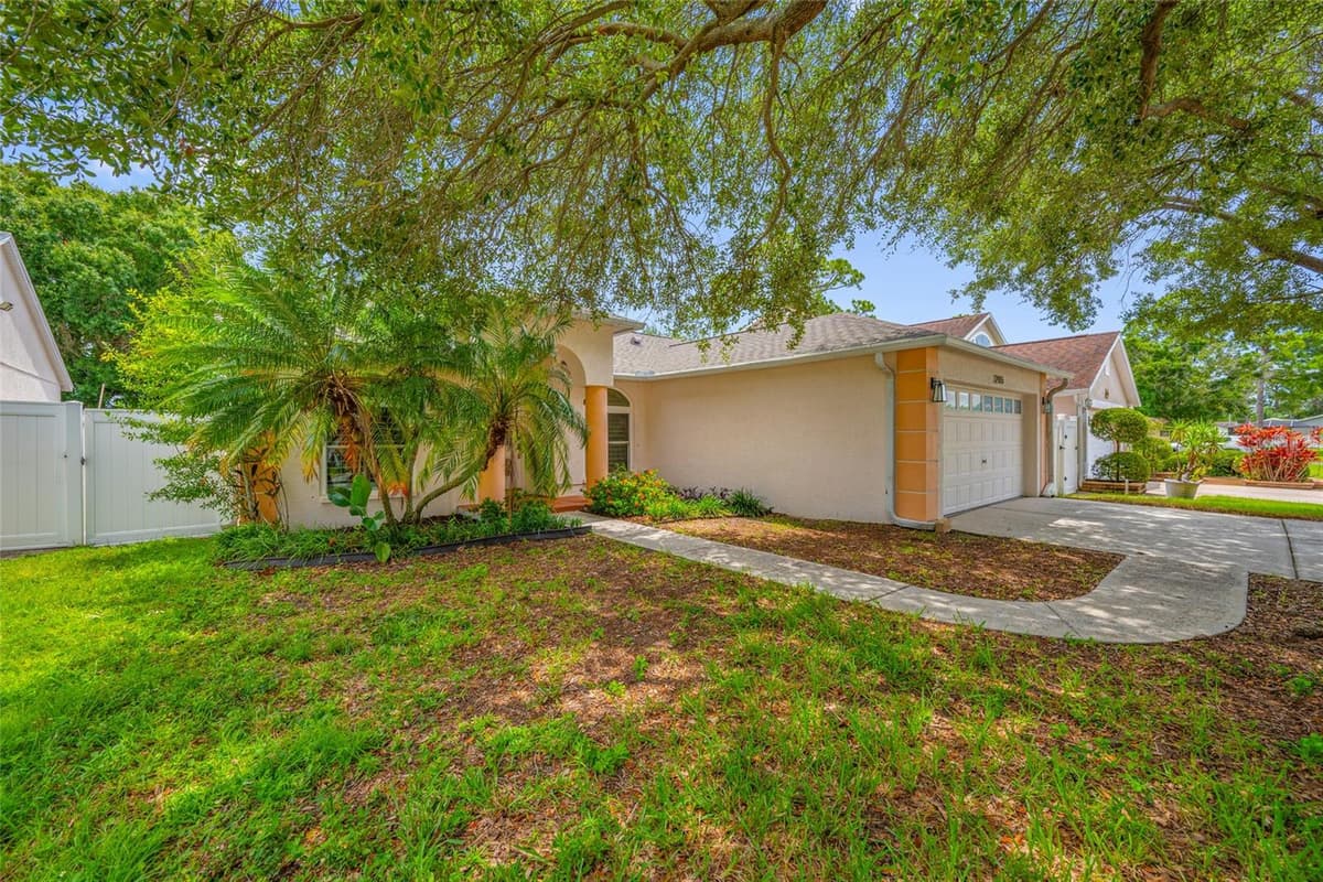 12965 PINEFOREST WAY — photo 3 of 59