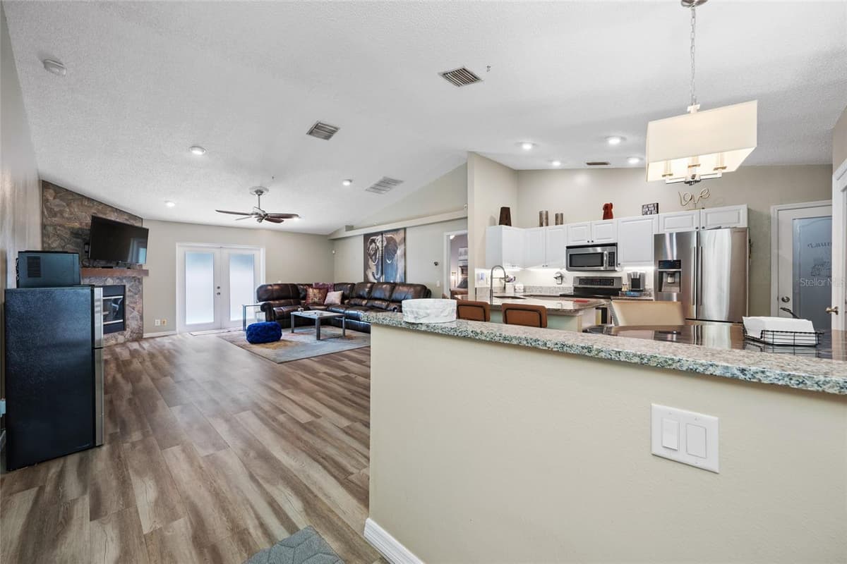 12965 PINEFOREST WAY — photo 8 of 59