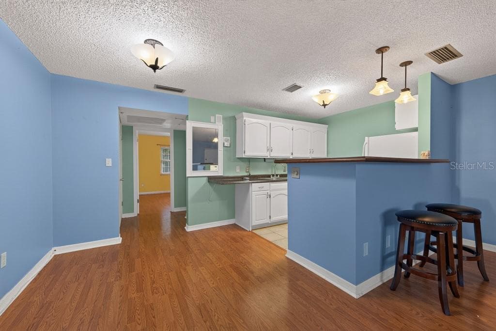 4801 AIRPORT ROAD — photo 9 of 37