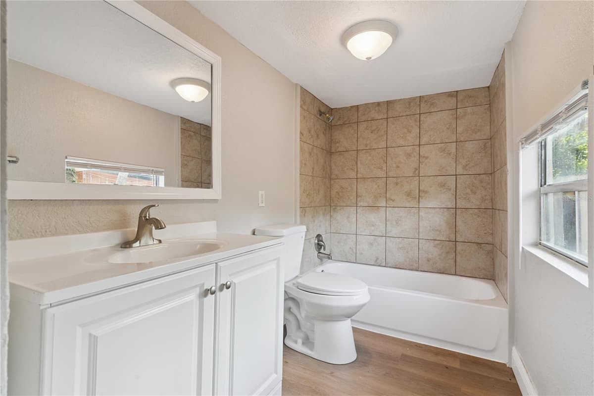 3625 COCHRAN STREET — photo 31 of 39