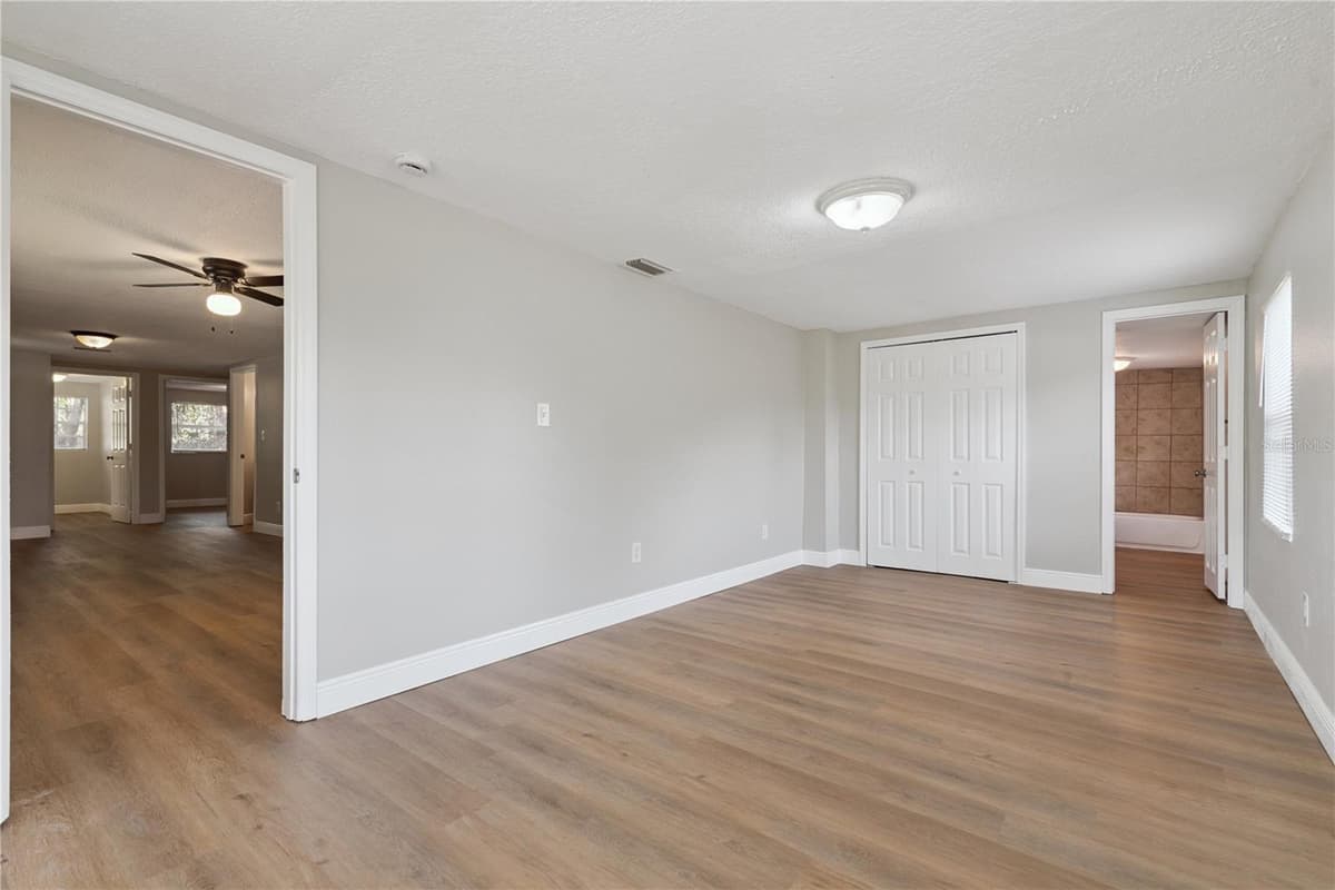 3625 COCHRAN STREET — photo 14 of 39