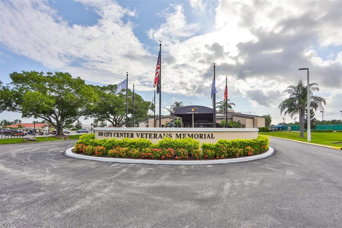 2242 DEL WEBB BOULEVARD — photo 55 of 58