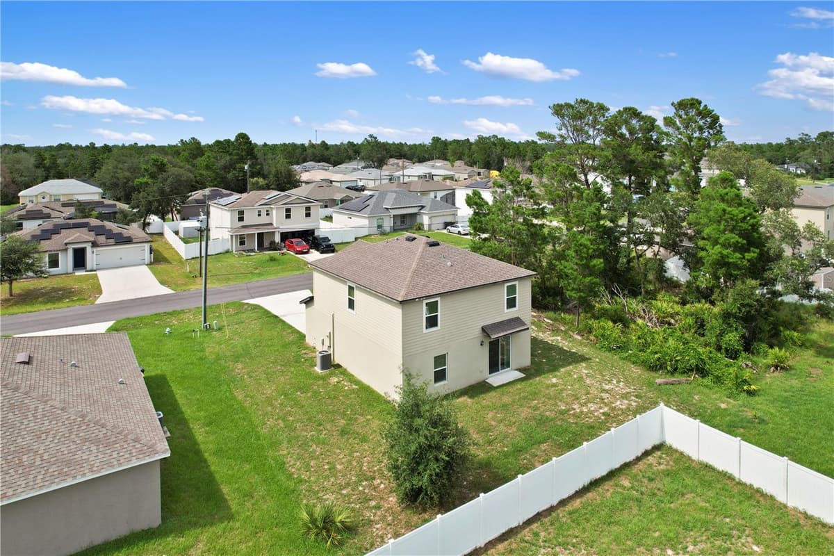 216 FIG COURT — photo 6 of 35