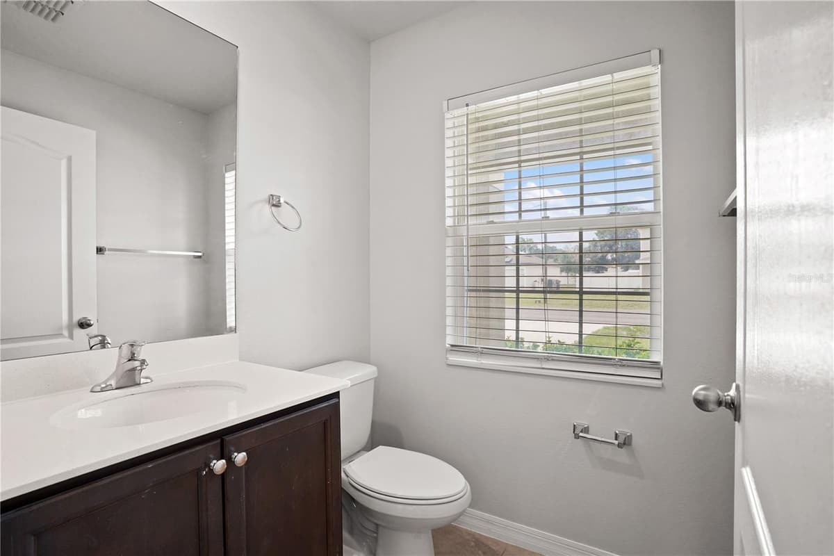 216 FIG COURT — photo 18 of 35