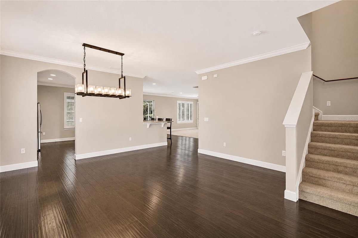 6934 VINTAGE LANE — photo 10 of 77