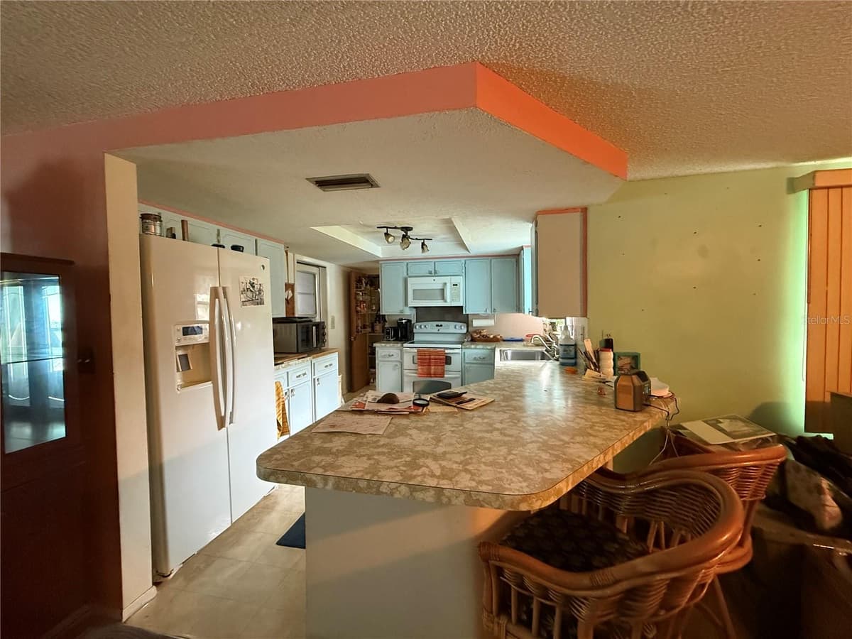7301 SAN CARLOS DRIVE — photo 14 of 36