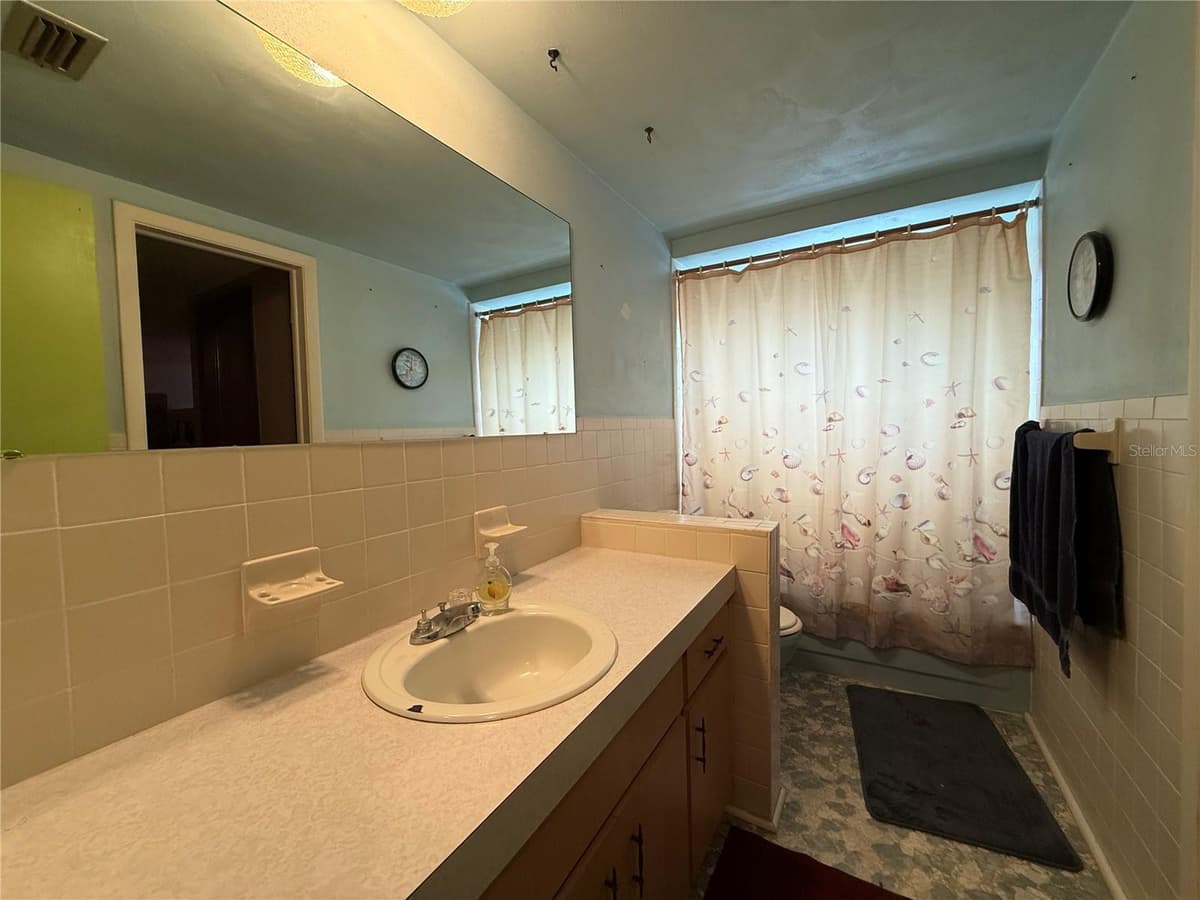 7301 SAN CARLOS DRIVE — photo 23 of 36
