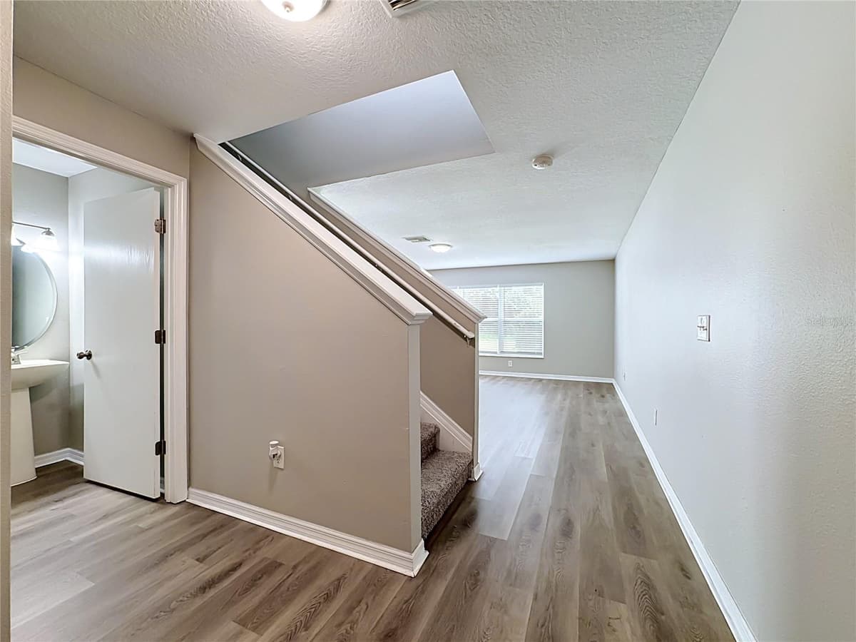 6320 MAGNOLIA TRAILS LANE — photo 2 of 26
